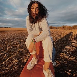 Meet your Posher, Cece